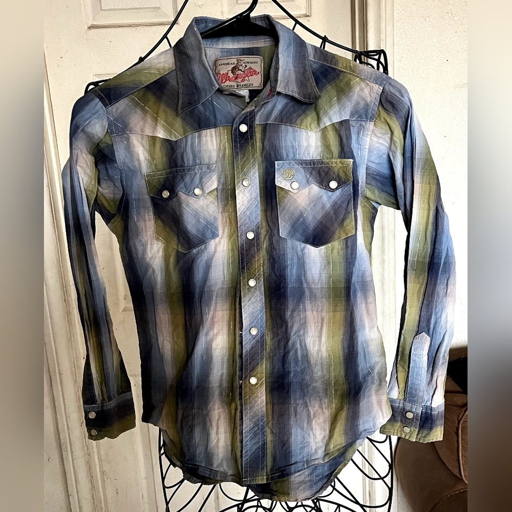 Wrangler Blue and Green Casual Button Down Shirt